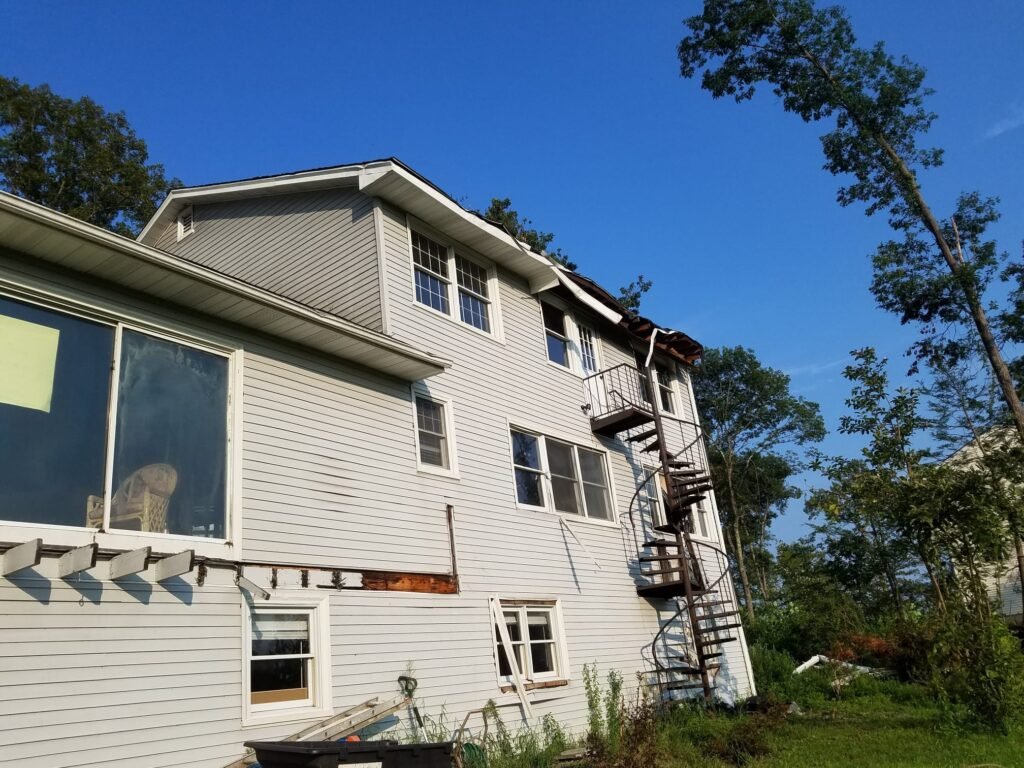Call us for your emergency hail damage repairs to your roof.